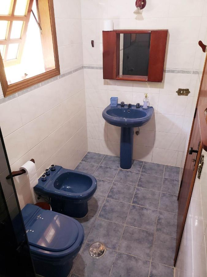 Chale Belga Em - 1,2 Km Do Centro Turistico Capivari Casa de férias